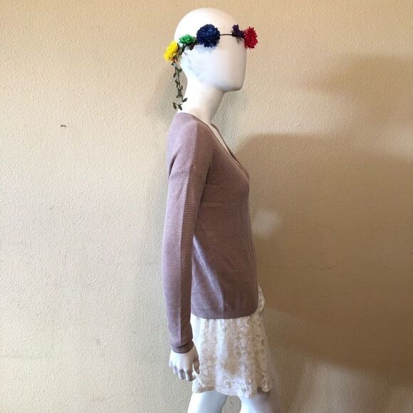 BP Textured Stitch V-Neck Pullover Size Small - Picture 5 of 8